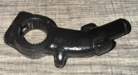 322-27422-00 Yamaha Nos Dt2mx/rt2mx Right Footrest Bracket #