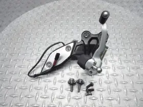 39p-27443-00-00 Yamaha 2011 11-13 Fz800 Fz8 Front Right Rearset Brake Pedal Foot Peg Bracket