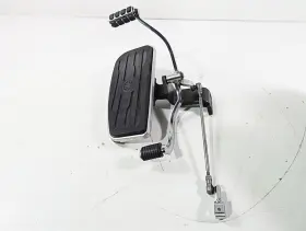 3d8-27410-00-00 Yamaha 2007 Xvs1300 V-star Tour Left Floor Board And Shifter Set