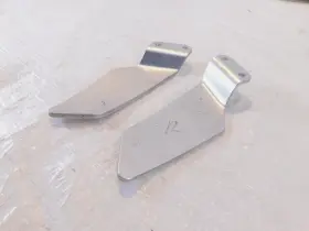 3he-27445-01-00 Yamaha 89-99 Fzr600r Fzr600 Left And Right Footpeg Footrest Heel Guard Brackets
