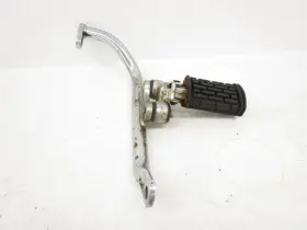 42x-27420-00-93 Yamaha 85 Xv 1000 Virago Right Foot Peg Bracket 1984-1985