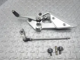 4bh-27451-01-00 Yamaha 2007 04-09 Fz6 Fz6r Fz6rc Left Rearset Shift Lever Foot Peg Rest Bracket