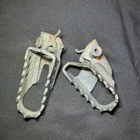 4da-27411-00-00 Yamaha 4gy-27421-00-00 2000-2024 Ttr 125 Ttr125 Foot Pegs