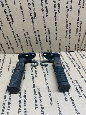 4tr-27430-10-00 Yamaha 1998 Vstar 650 Classic Rear Left Right Passenger Driver Foot Peg Rest Set