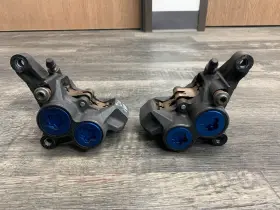 5jj-2580t-00-00 Yamaha 2003-2005 Fjr1300 1998-2001 R1 Oem Front Left And Right Brake Calipers