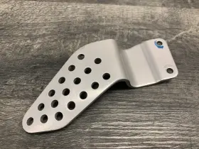 5jj-27446-00-00 Yamaha 2000-2003 R1 Oem Front Right Footrest Footpeg Peg Heel Guard Plate