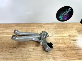 5pw-27440-01-00 Yamaha 2002 - 2003 Yzf R1 Right Passenger Foot Peg
