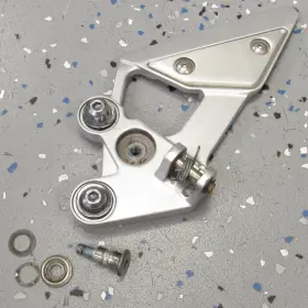 5vx-27442-10-00 Yamaha Left Side Rearset Inch Bracket / Front Foot Peg Holder 05-09 Fz6 Fazer Fz-6 Fz600