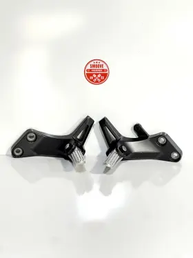 B7n2741l0000 Yamaha 2021-2023 Mt09 Mt-09 Sp Oem Rear Back Passenger Foot Pegs Rest Set