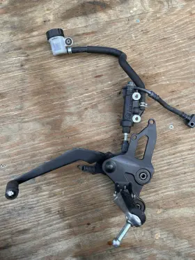 Bat-27211-00-00 Yamaha 2017-2024 Fz 07 Mt Rear Brake Pedal Oem Foot Lever Set