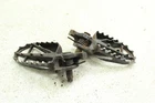 2004 Honda CRF450R Oem Footpeg Set B4460 Used. Price: $14.44.