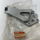 Suzuki Gsxr GSX-R750 1985-1987 Bracket Footrest Rh 43810-27A01 New. Price: $39.77.