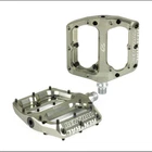 Renthal Revo-f Platform Pedals Body: Aluminum Spindle: Cr-mo 9/16 Gold New. Price: $162.17.
