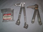Lot Of Foot Pegs 07 Suzuki Gsxr 1000 Right Hand #43611-41G00 5EB-4,& 298997 New. Price: $38.00.