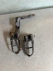 86 92 Honda XR250L Rider Foot Pegs, 50610-KV6-010, 50626-KT1-670 Oem Used. Price: $45.00.