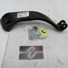 Harley Oem 18-25 Softail Street Bob Right Mid Foot Control Bracket 50500841 Used. Price: $31.99.