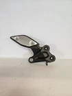 2011 2012 2013 Yamaha Driver Right Footrest Peg Stay Bracket 39P-27443 D'occasion. Price: $46.08.