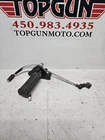 1995 - 2005 Kawasaki Custom Classic Left Driver Footrest & Shifter D'occasion. Price: $38.33.