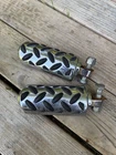 Harley-davidson Diamond Plate Footpegs Black Chrome 4" 50506-03 Used. Price: $34.99.